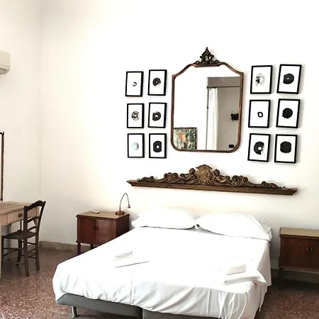 In Centro Con Terrazzo Per 11 Persone *