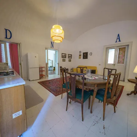 In Centro Con Terrazzo Per 11 Persone * カターニア