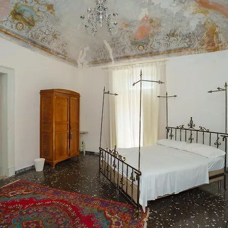 In Centro Con Terrazzo Per 11 Persone アパート *