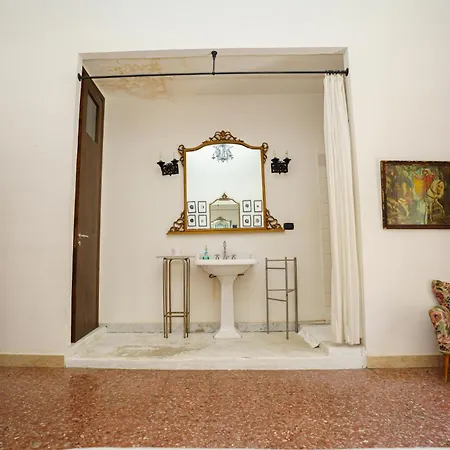 In Centro Con Terrazzo Per 11 Persone * カターニア