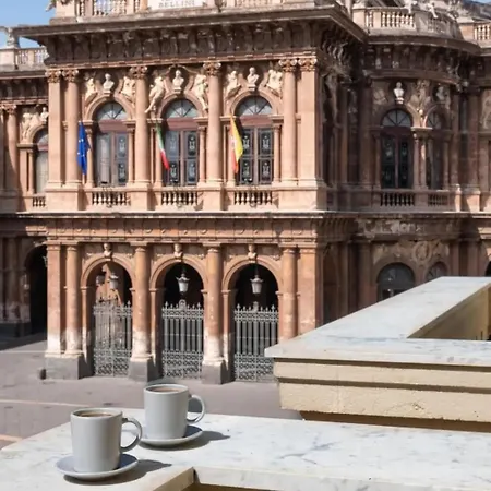 In Centro Con Terrazzo Per 11 Persone *