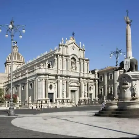 In Centro Con Terrazzo Per 11 Persone *