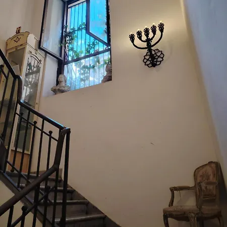 In Centro Con Terrazzo Per 11 Persone * カターニア