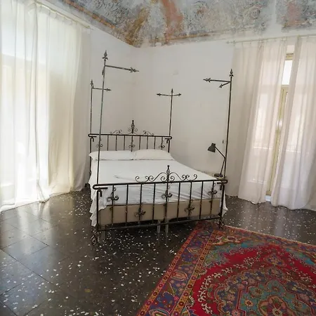 In Centro Con Terrazzo Per 11 Persone カターニア