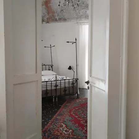 In Centro Con Terrazzo Per 11 Persone * カターニア