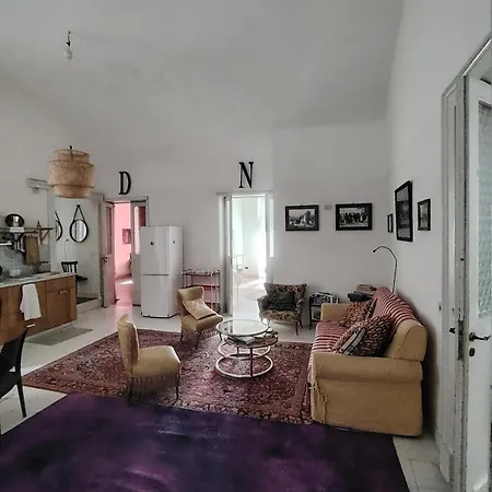 In Centro Con Terrazzo Per 11 Persone アパート カターニア