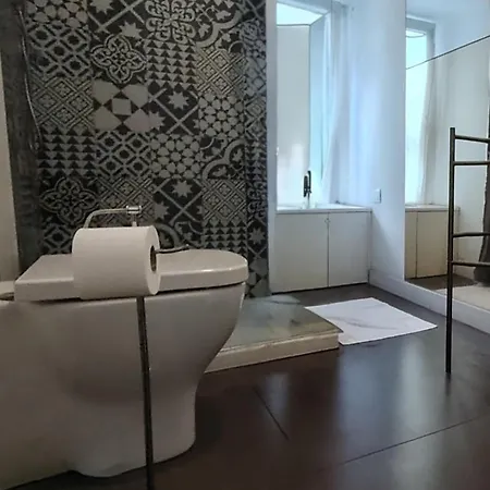 In Centro Con Terrazzo Per 11 Persone *