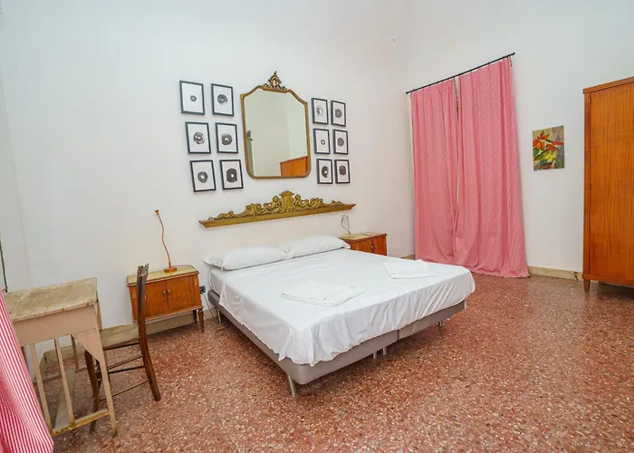 In Centro Con Terrazzo Per 11 Persone Apartamento *