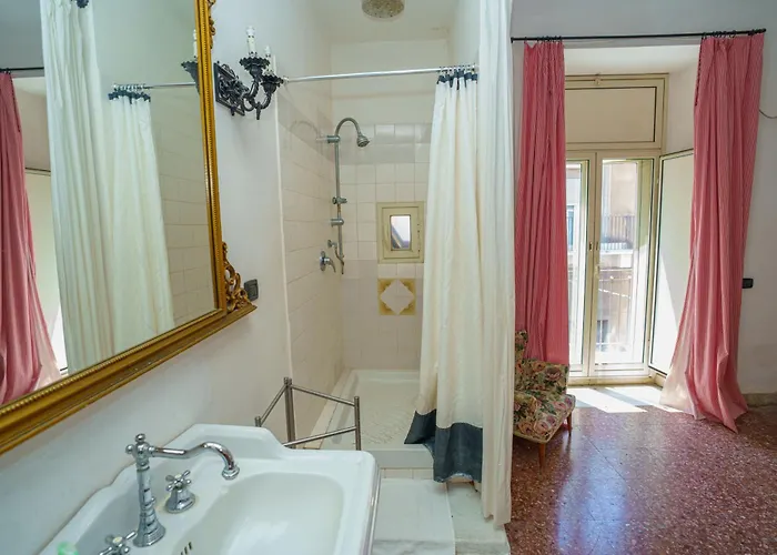 In Centro Con Terrazzo Per 11 Persone Apartamento Catania