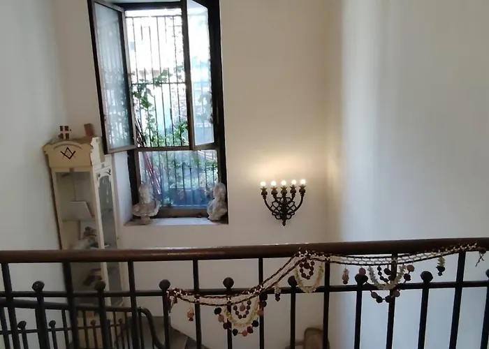 In Centro Con Terrazzo Per 11 Persone